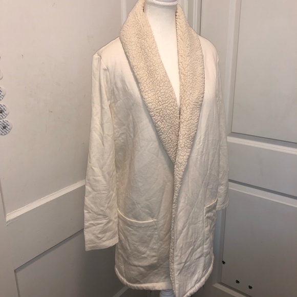 Eddie Bauer ladies Sherpa lined cardigan size medium - Picture 1 of 4